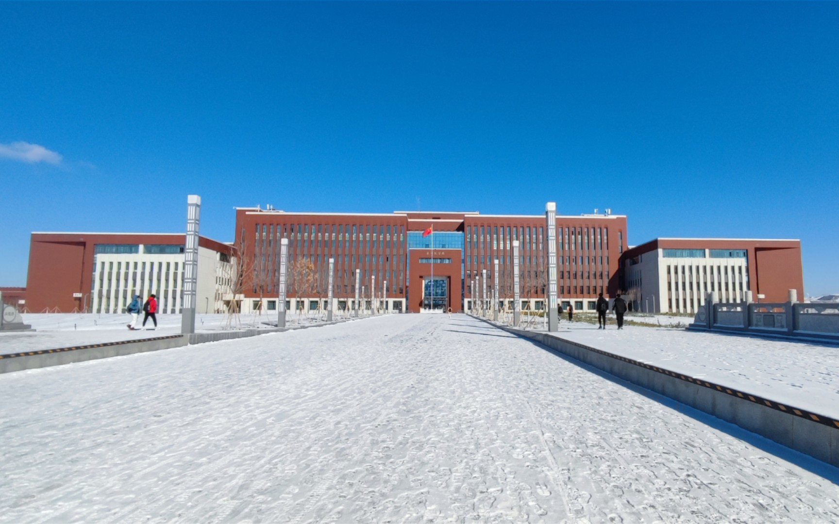 新疆大学(新疆大学研究生招生官网)